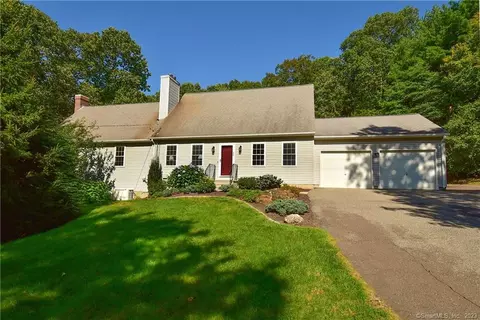 318 Old Post Rd, Tolland, CT 06084