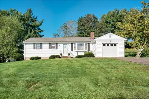 733 Laurel Grove Rd, Middletown, CT 06457