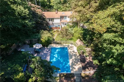 24 Twin Hills Rd, Stamford, CT 06903