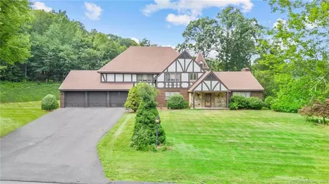 70 Long Ln, Southington, CT 06489