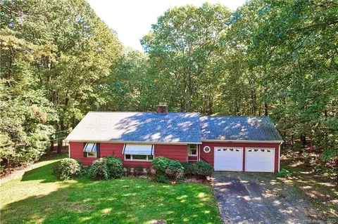 125 Matthew St, Prospect, CT 06712