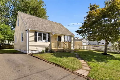 97 Wilbur St, New Britain, CT 06051