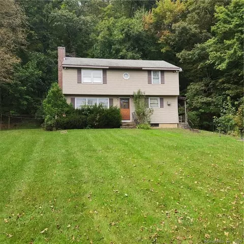 192 Merrow Rd, Coventry, CT 06238