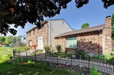 106 Mikelin Dr, Torrington, CT 06790