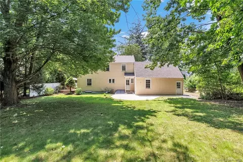 612 Judd St, Fairfield, CT 06824