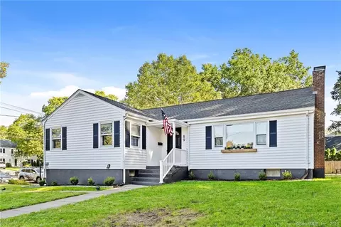 89 Tunxis Rd, West Hartford, CT 06107