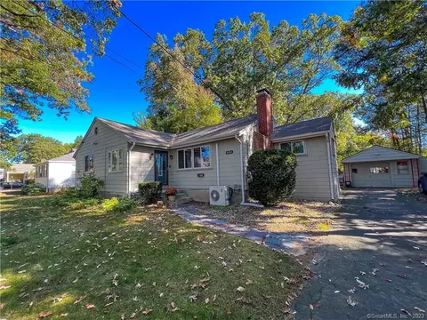 634 Matianuck Ave, Windsor, CT 06095