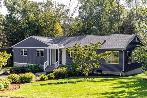 30 East St, Salisbury, CT 06039