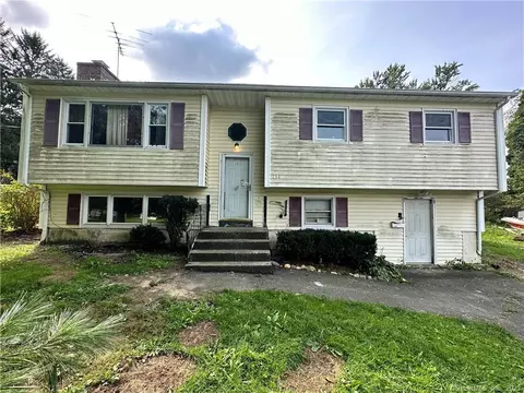 134 S King St, Danbury, CT 06811