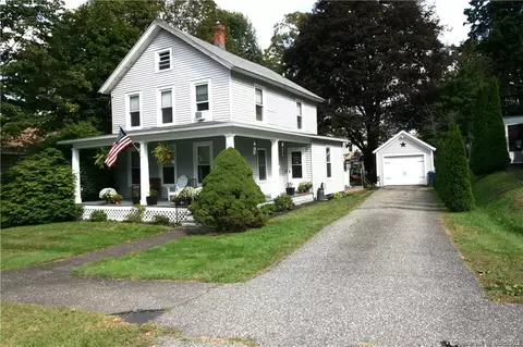 234 Oak St, Winchester, CT 06098