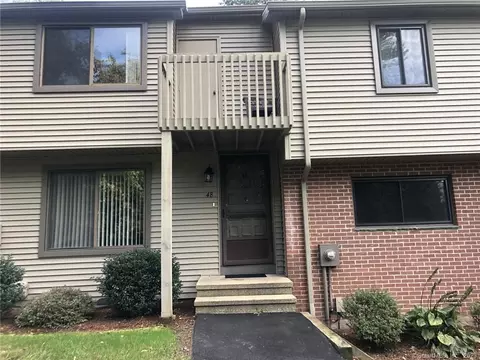 48 Hitching Post Ln #48, Glastonbury, CT 06033