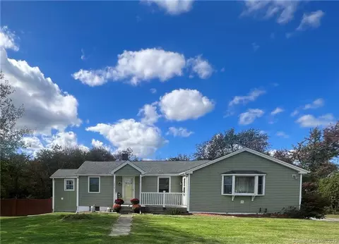 1215 North Rd, Killingly, CT 06241