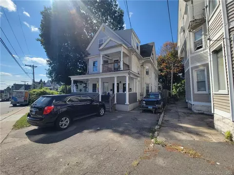 261 Willow St, Waterbury, CT 06710