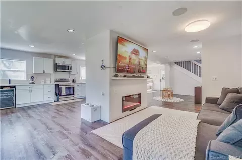 47 Baltic Rd, Norwich, CT 06360