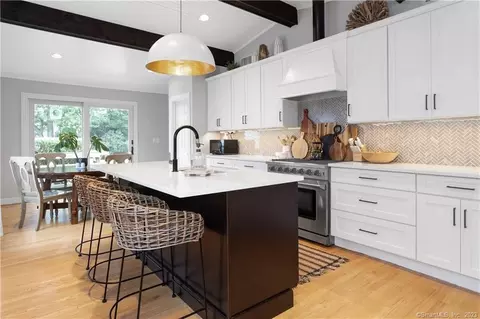 61 Ogden Rd, Stamford, CT 06905