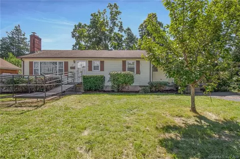 44 Mather St, Manchester, CT 06042