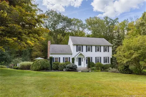 54 Fox Run, Monroe, CT 06468