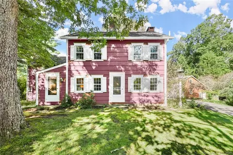 1083 Ridgefield Rd, Wilton, CT 06897