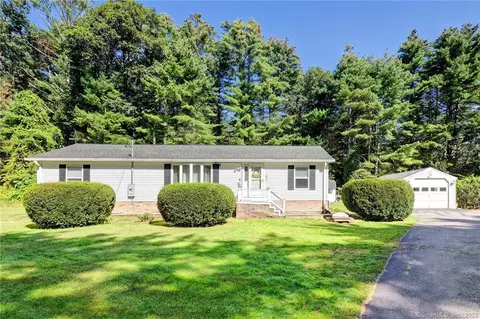 5 State Line Rd, Stafford Springs, CT 06076