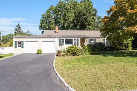 6 Pine Tree Dr, Stamford, CT 06906