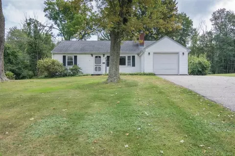 49 Sunnyview Dr, Vernon, CT 06066
