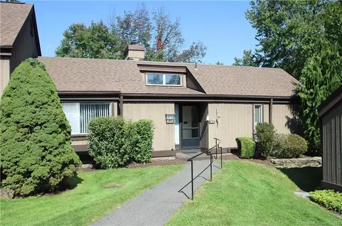 188 Heritage Vlg # B, Southbury, CT 06488