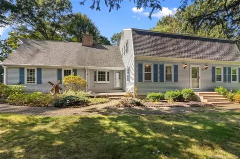26 Ridge Rd, Burlington, CT 06013