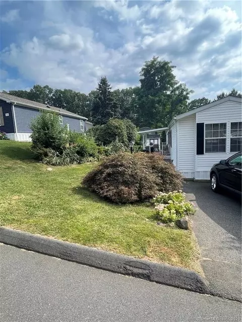 22 North Rd, Southington, CT 06489