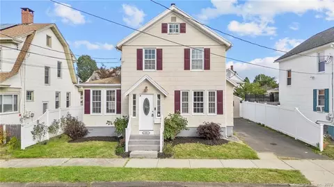 35 Clifford St, Hamden, CT 06514