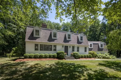 20 Joanne Ln, Weston, CT 06883