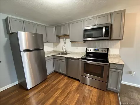 151 Newington Ave #4B, New Britain, CT 06051