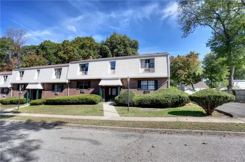 28 Enid St #C, Bridgeport, CT 06606