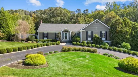 6 Reed Ln, Shelton, CT 06484