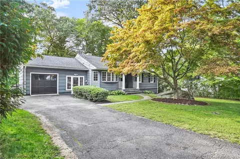 53 Archer Ln, Stamford, CT 06905