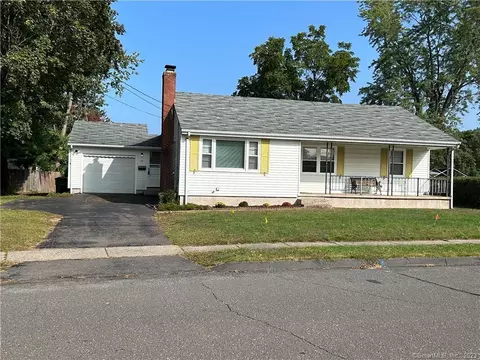 74 Farm Dr, East Hartford, CT 06118