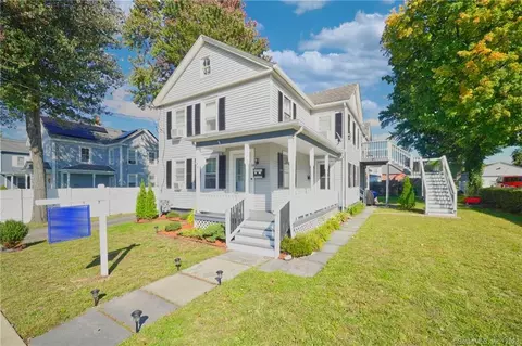18 Russell St, Enfield, CT 06082