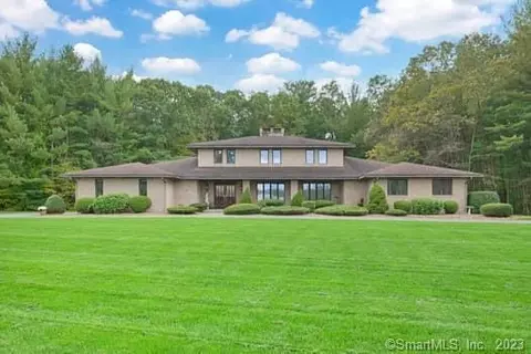 296 North Rd, East Windsor, CT 06016