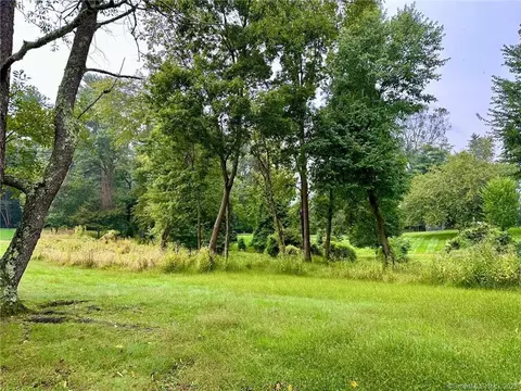 72 Morningside Dr S, Westport, CT 06880