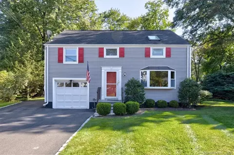 5 Lillian Ter, Darien, CT 06820