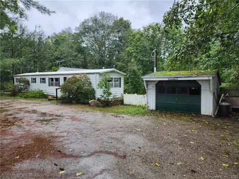 26 Cook Hill Rd, Killingly, CT 06239