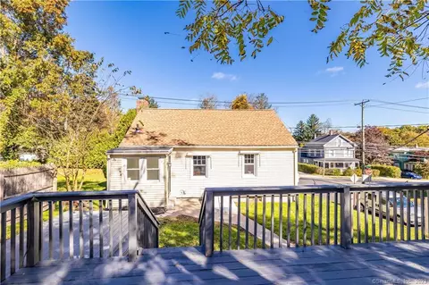 99 Ann St, Meriden, CT 06450