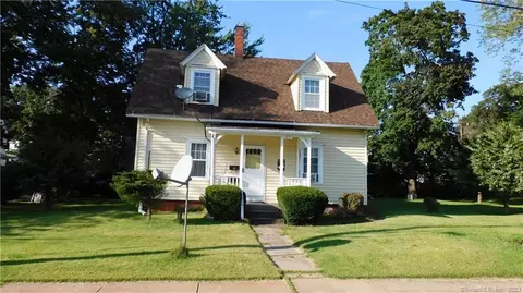69 Pleasant St, Manchester, CT 06040