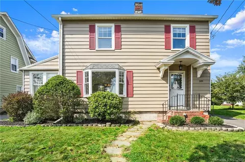 189 Plymouth St, Stratford, CT 06614