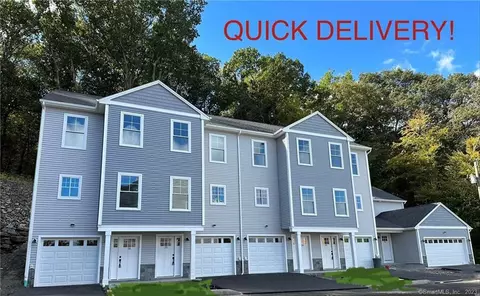 85 River Rd #33, Shelton, CT 06484