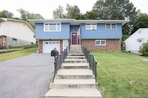 154 Lucille St, Waterbury, CT 06708