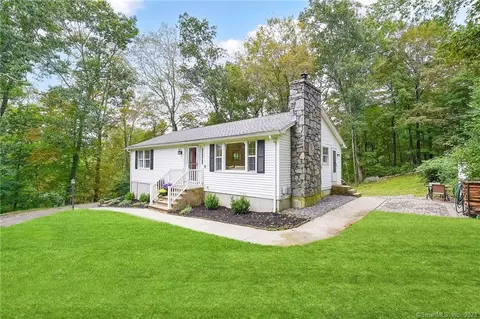 1 Mattern Rd, Preston, CT 06365