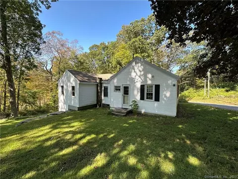 37 Schoolhouse Hill Rd, Eastford, CT 06242