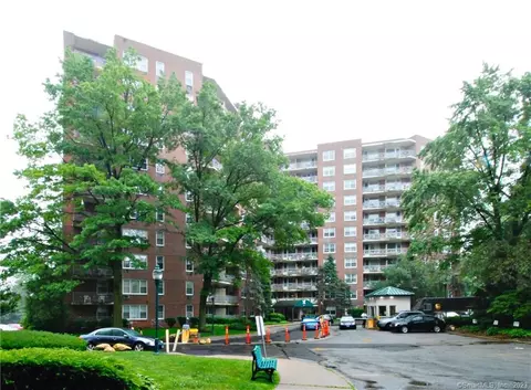 71 Strawberry Hill Ave #311, Stamford, CT 06902