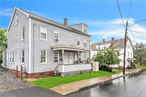 36 College St, Enfield, CT 06082