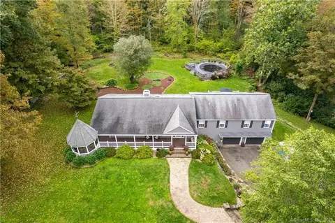 176 Reeds Gap Rd, Northford, CT 06472